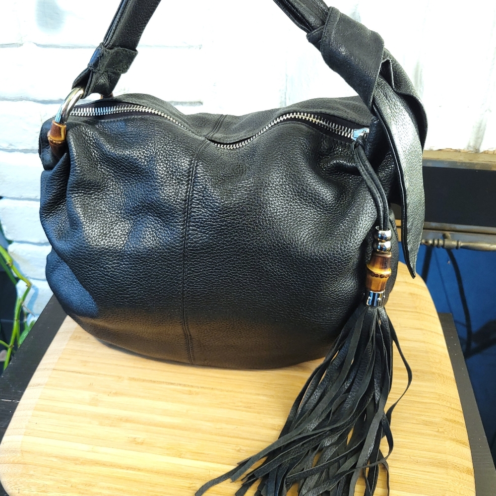 RARE Gucci Leather Bag with Bamboo and leather tassel detailing - Picture 6 of 16